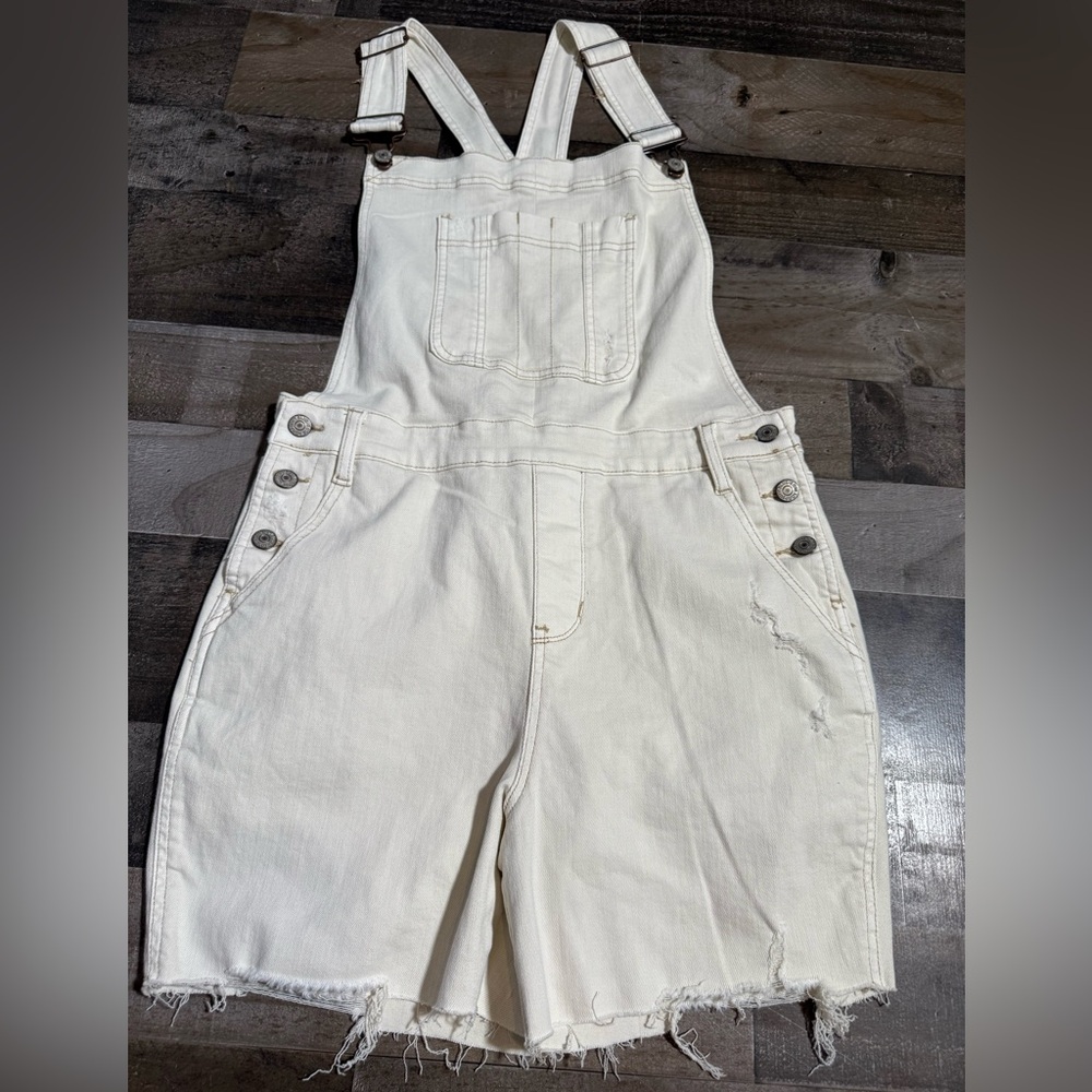 Judy Blue Garment Dyed Denim Overall Shorts Womens Size L Distressed Raw Hem NWT
